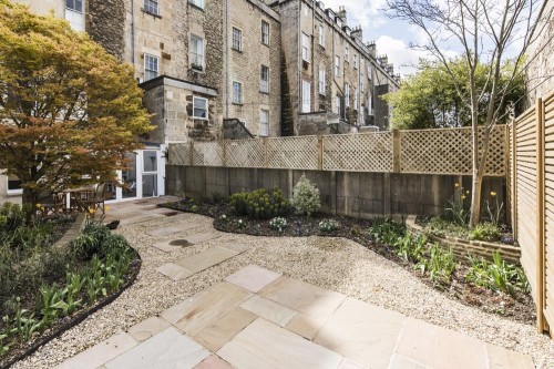 Garden Apartment, Green Park, Bath - Photo 13
