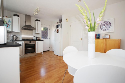 Cotterell Gardens, Twyford, Reading - Photo 4