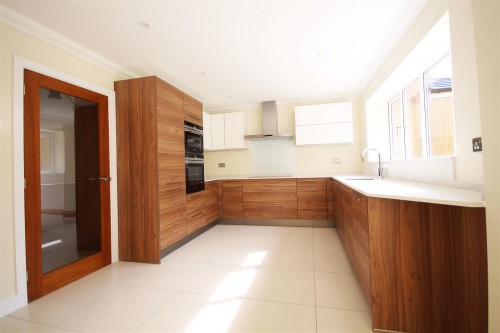 Winchcombe Road, Twyford, Reading - Photo 6