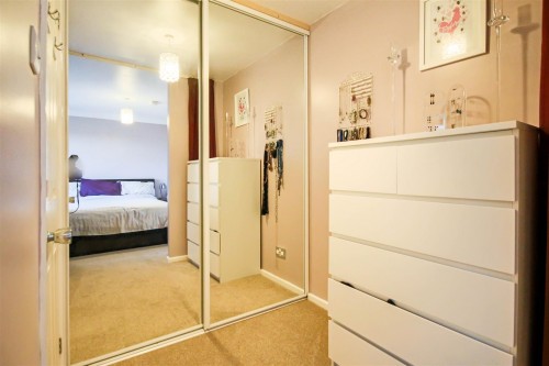 Wessex Gardens, Twyford, Reading - Photo 11