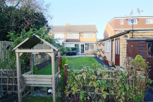 Amberley Drive, Twyford, Reading - Photo 14