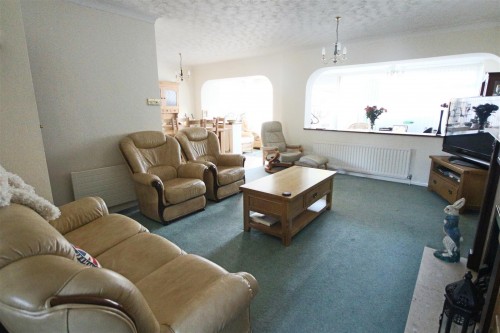 Amberley Drive, Twyford, Reading - Photo 3