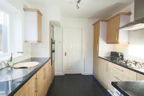 Springfield Park, Twyford, Reading - Photo 3