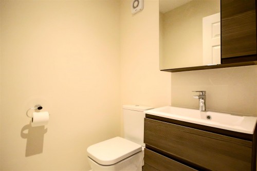 Sadlers Court, Winnersh, Wokingham - Photo 5