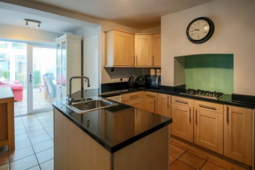 Brook Street, Twyford, Reading - Photo 2