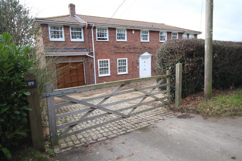 New Road, Reading - Photo 1